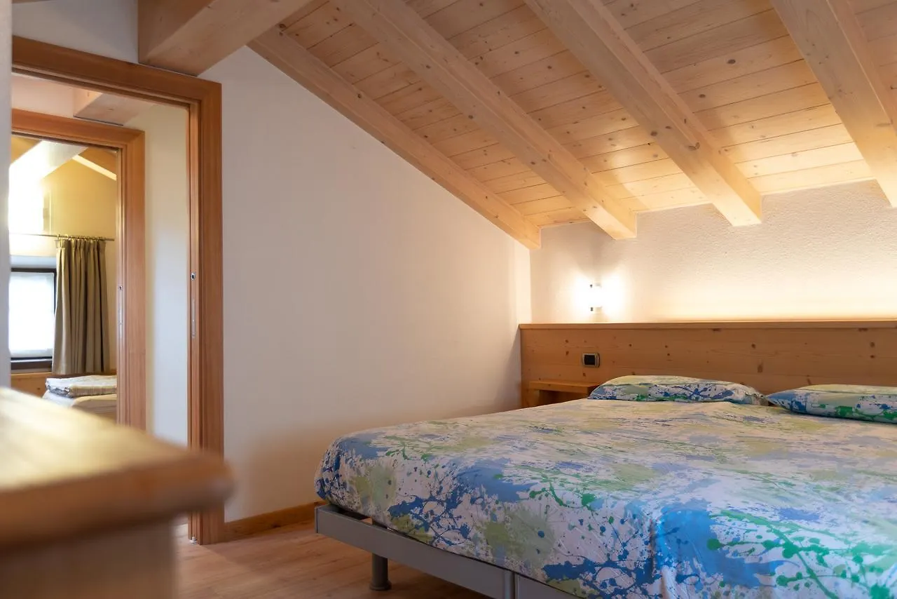 Apartment Ferienwohnung Pianeta Oro Avamposto Meteo Livigno